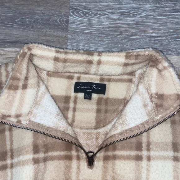 LOVE Tree Sherpa 1/4 Zip - Picture 2 of 3